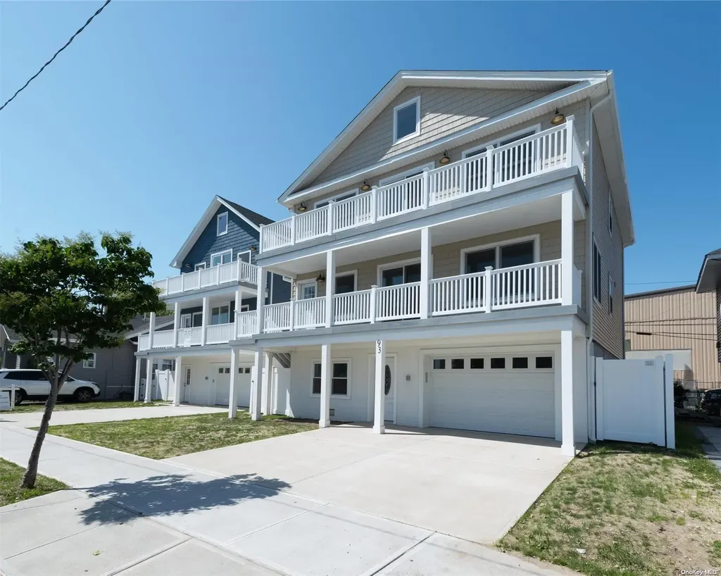 93 E Fulton Street Long Beach NY 11561