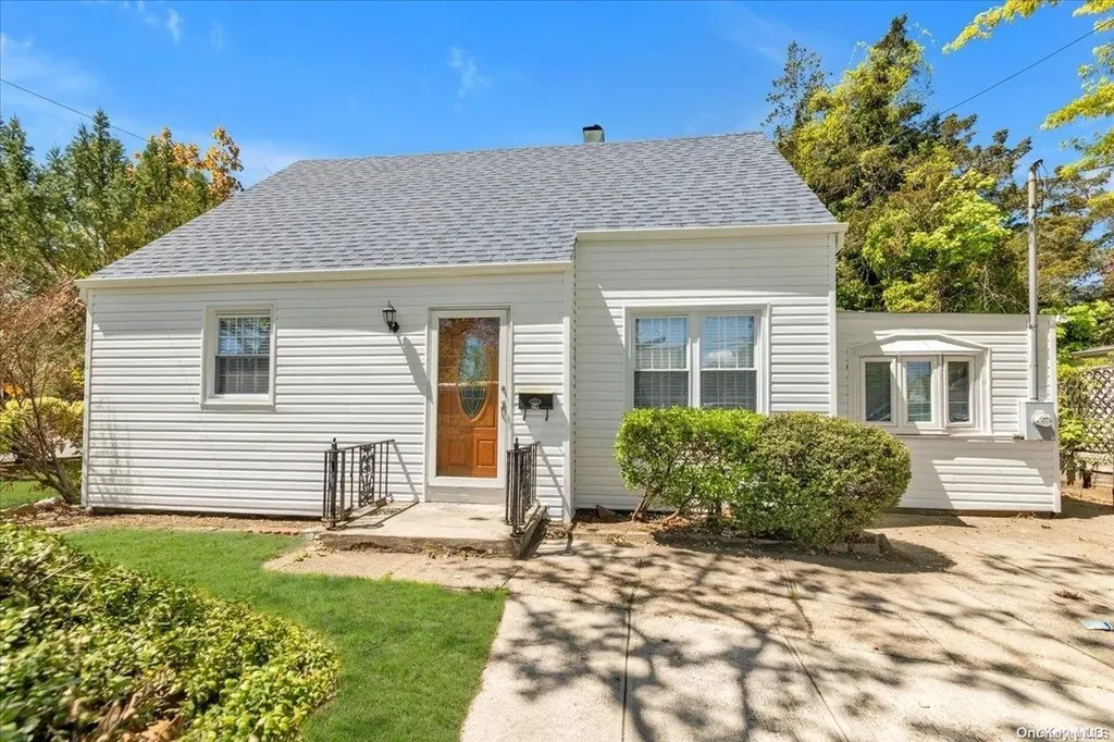362 Mill Road Valley Stream NY 11581