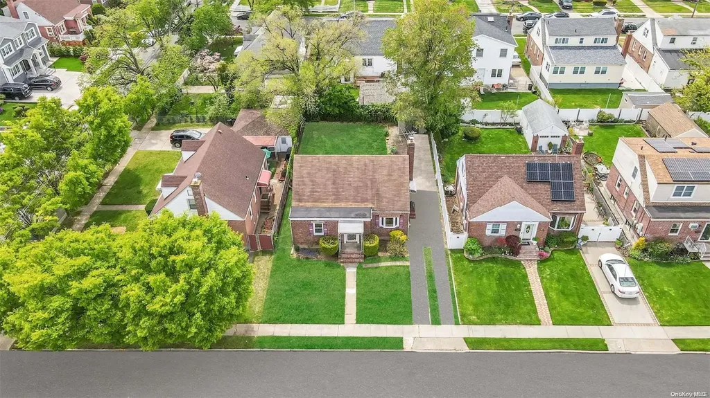 43 Sobro Avenue Valley Stream NY 11580