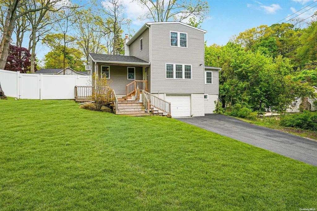 189 Magnolia Drive Rocky Point NY 11778