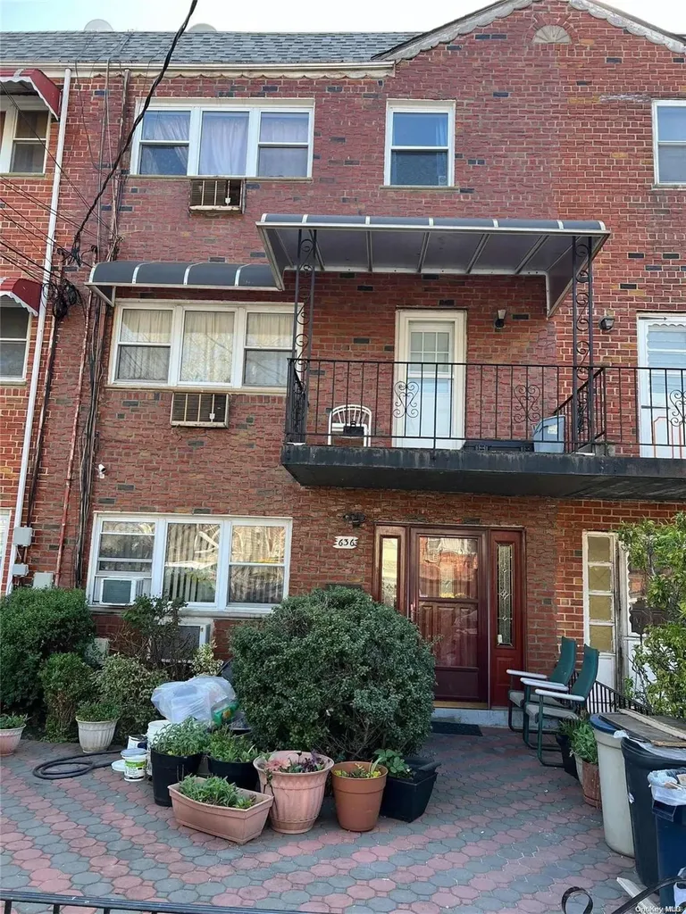 636 E 86th Street Brooklyn NY 11236