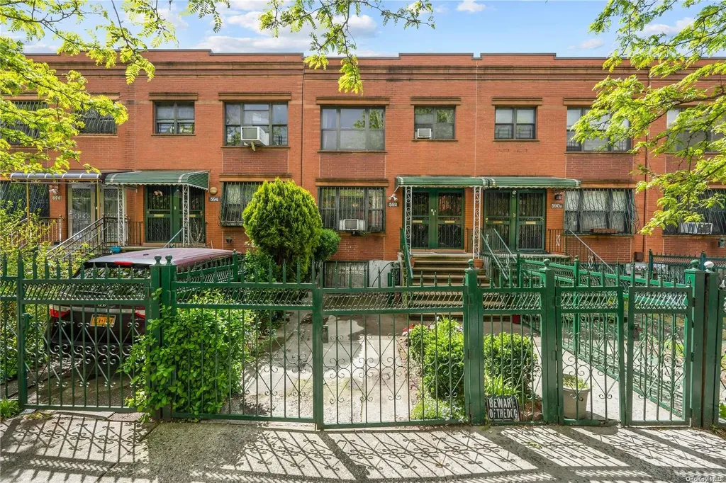 592 Kosciuszko Street Brooklyn NY 11221