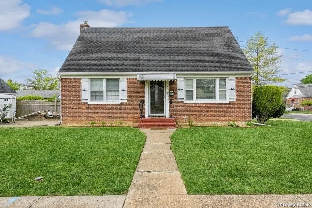 79 Sobro Avenue Valley Stream NY 11580