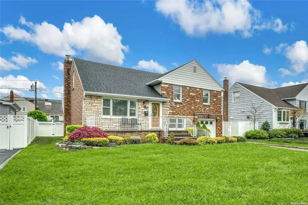 3653 Sarah Drive Wantagh NY 11793