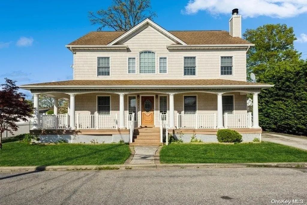 2863 Calvin Road Oceanside NY 11572