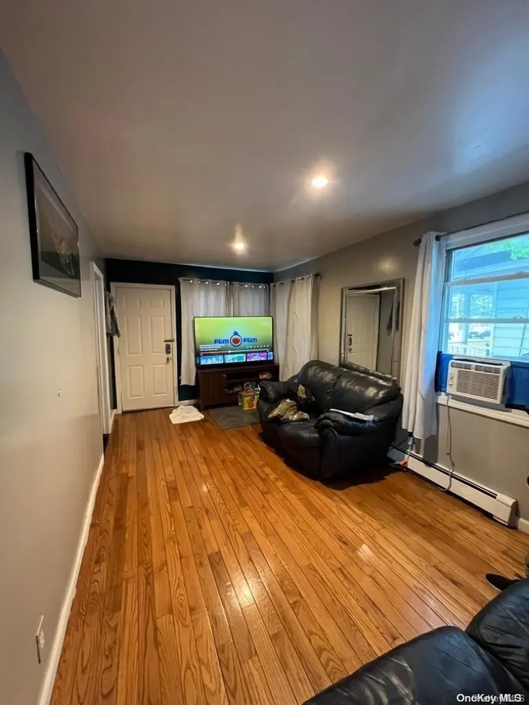 86 Linden Avenue Hempstead NY 11550