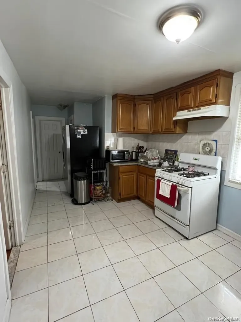 86 Linden Avenue Hempstead NY 11550