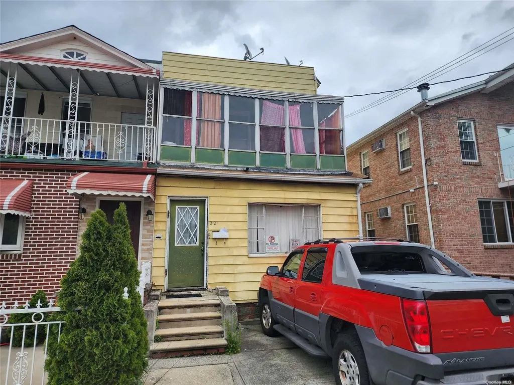 221 E 42 Street Brooklyn NY 11203