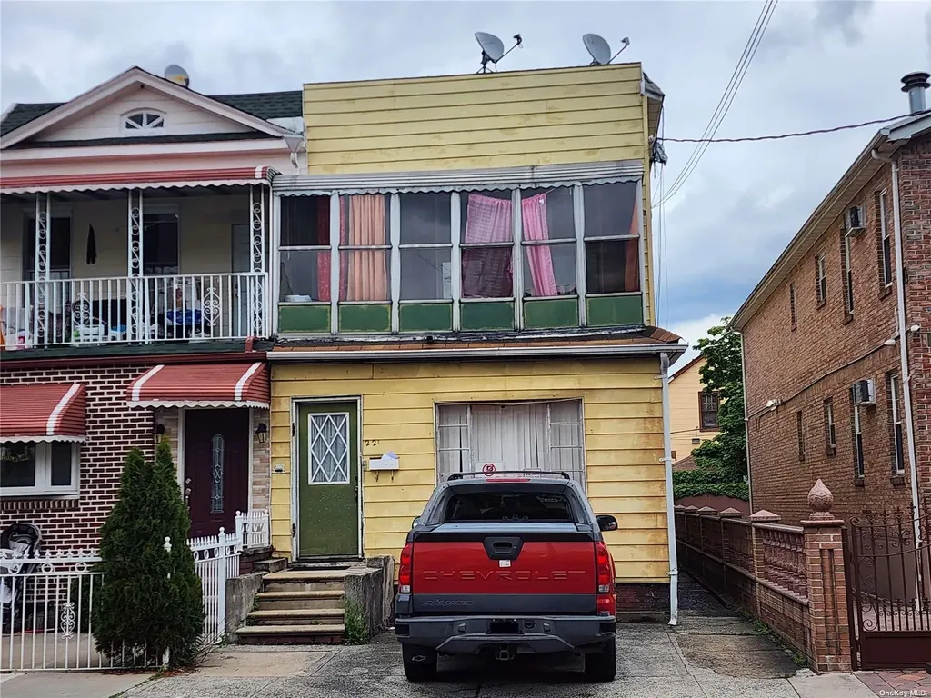 221 E 42 Street Brooklyn NY 11203
