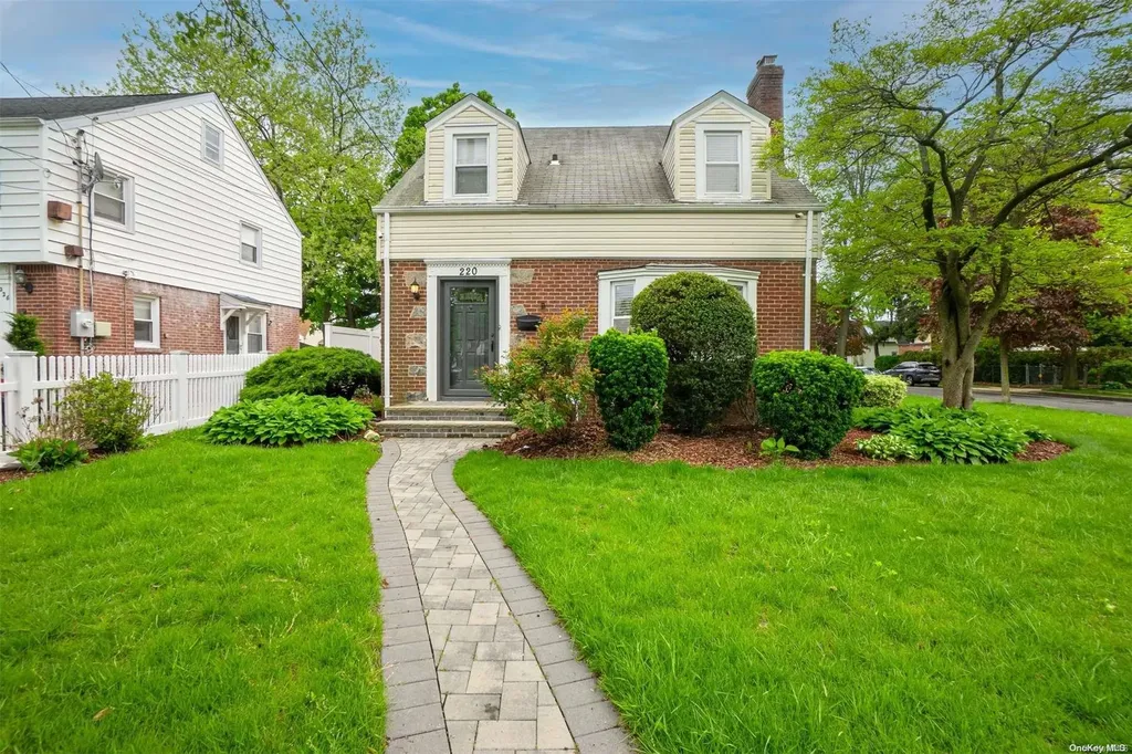 220 Cedar Street Hempstead NY 11550