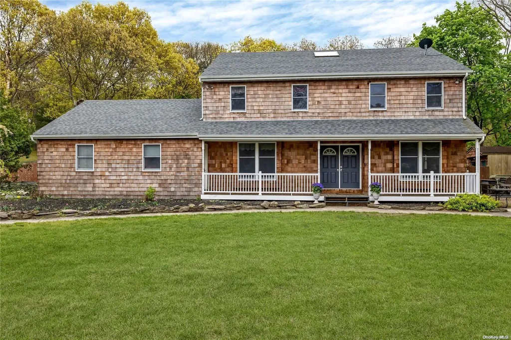 56 Nelson Road Selden NY 11784