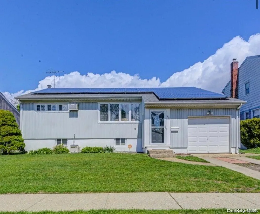 48 Heatherfield Road Valley Stream NY 11581