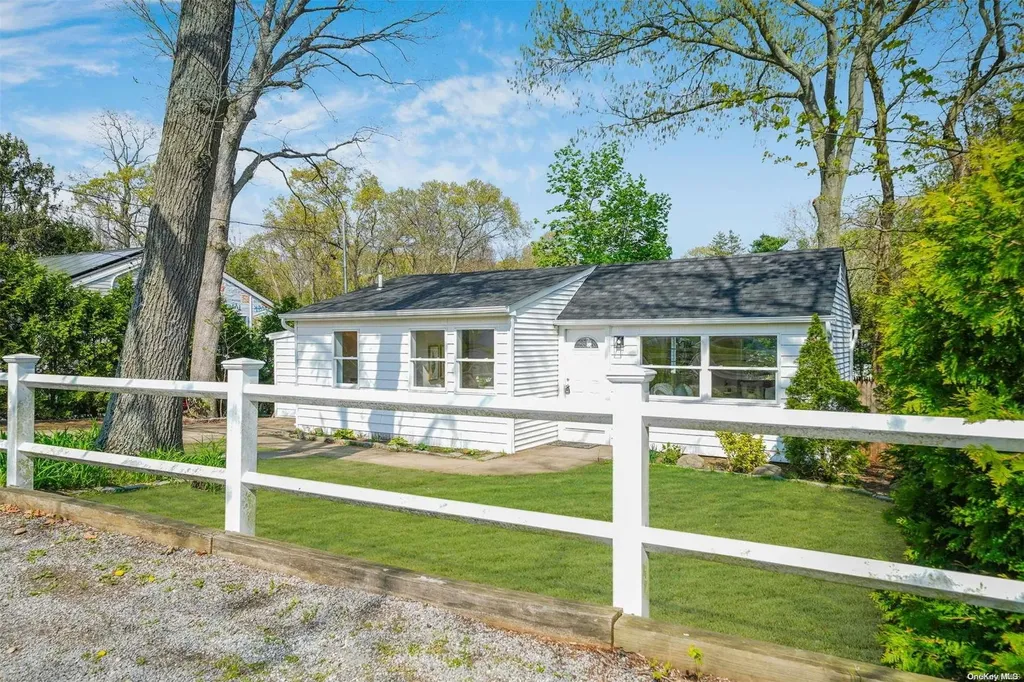 39 Gould Road Centereach NY 11720