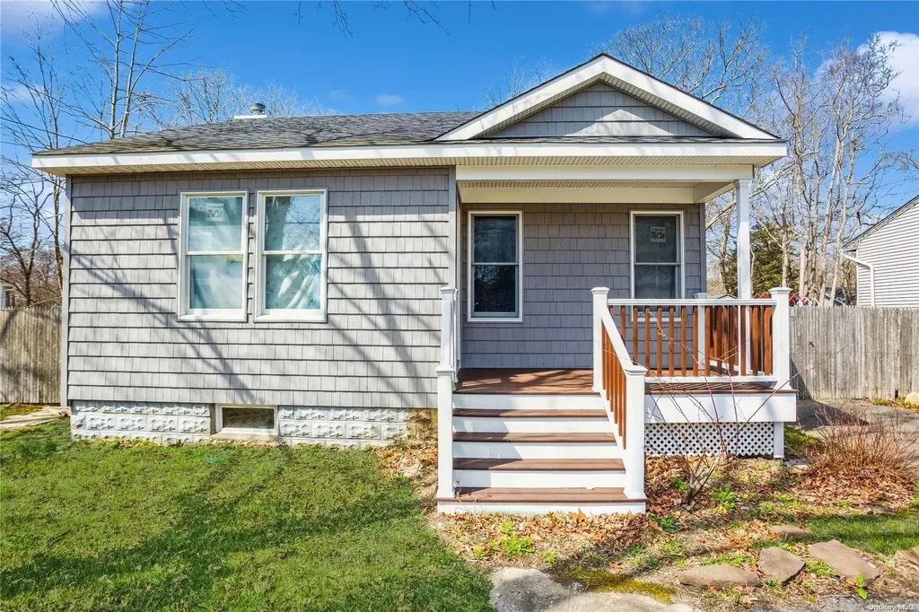 22 Hackensack Road Mastic Beach NY 11951