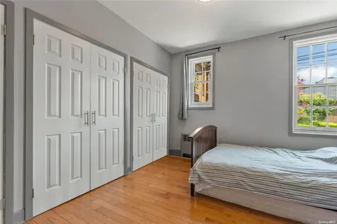 2 Dartmouth Street Forest Hills NY 11375