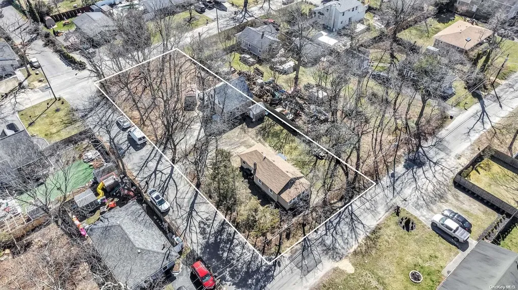 27 Dana Avenue Mastic NY 11950