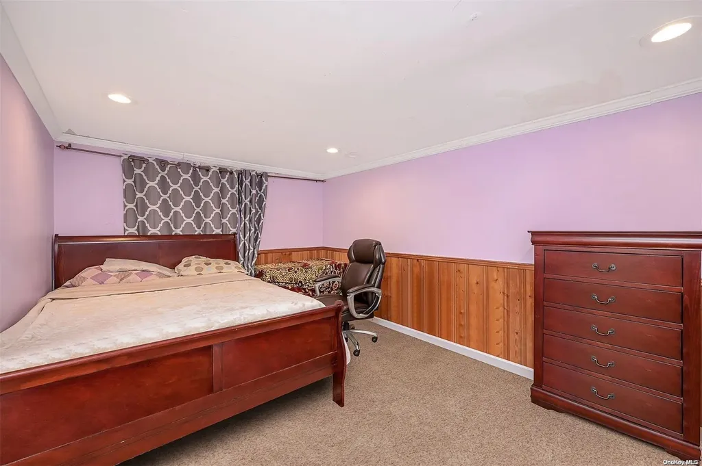 956 Lynn Drive Valley Stream NY 11580
