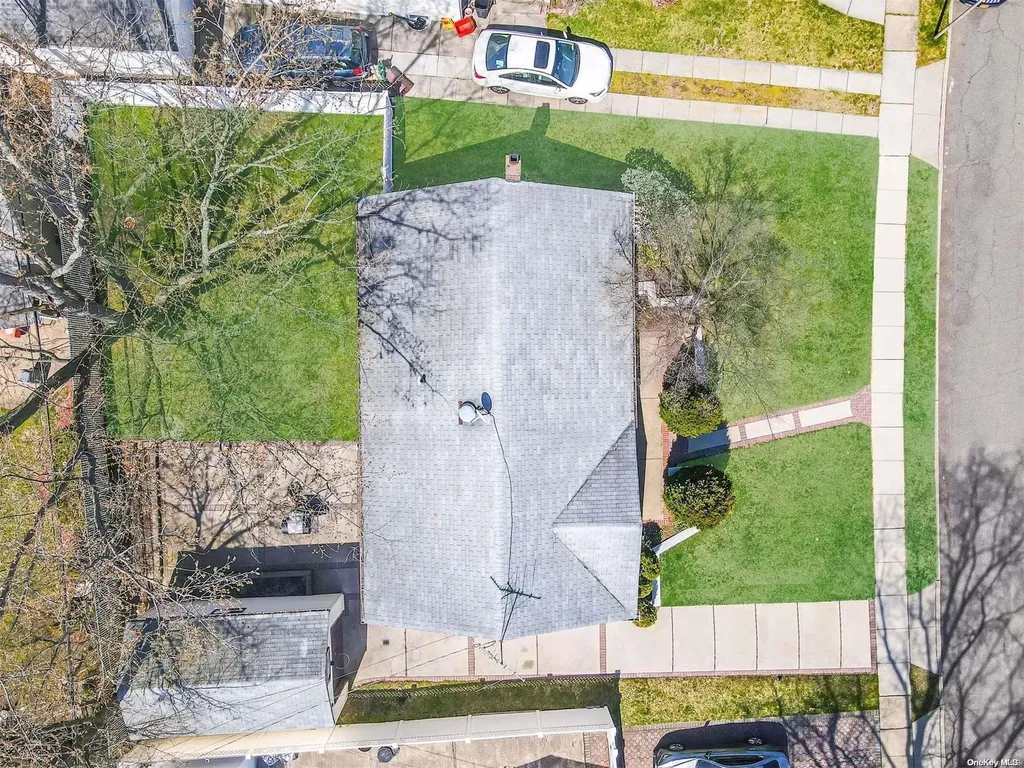 956 Lynn Drive Valley Stream NY 11580