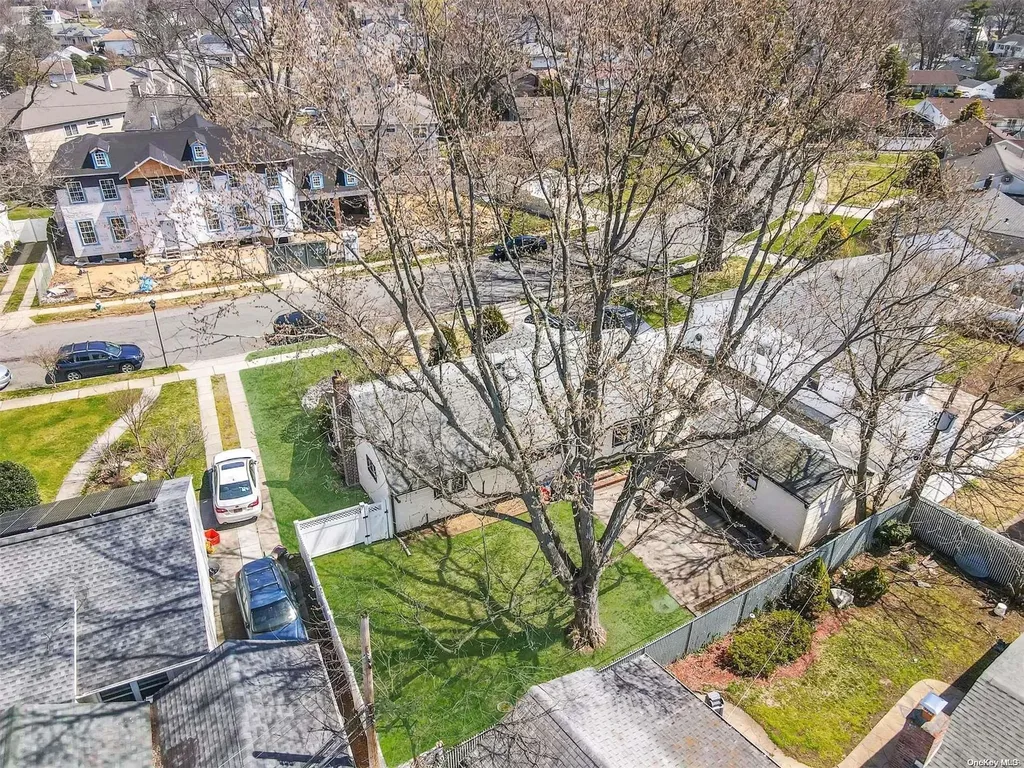 956 Lynn Drive Valley Stream NY 11580