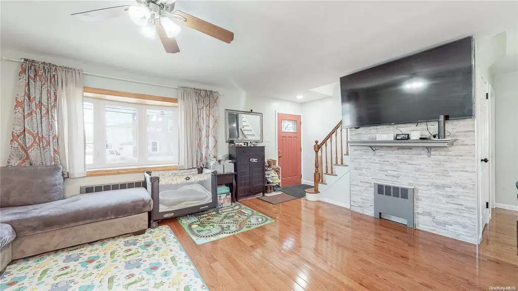 183 Meyer Avenue Valley Stream NY 11580