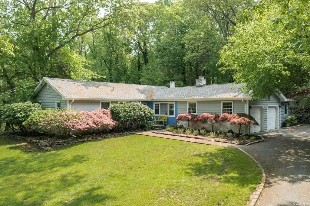 33 Mill Dam Road Smithtown NY 11787