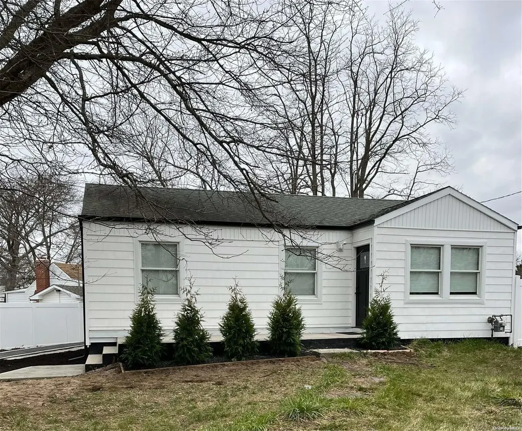 700 N Ocean Avenue Patchogue NY 11772