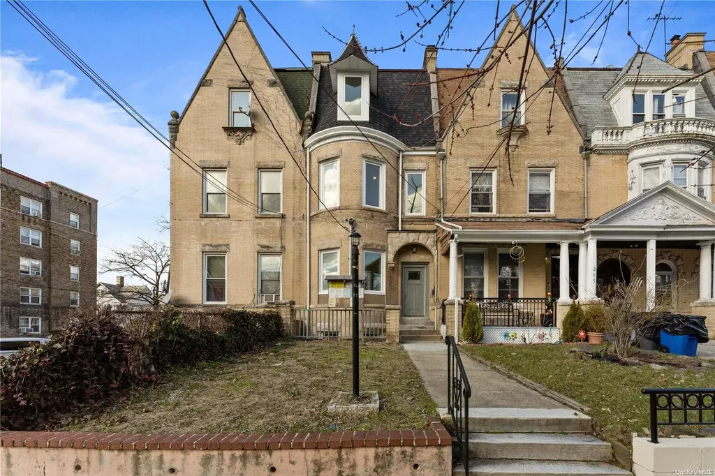 203 E Prospect Avenue Mount Vernon NY 10550