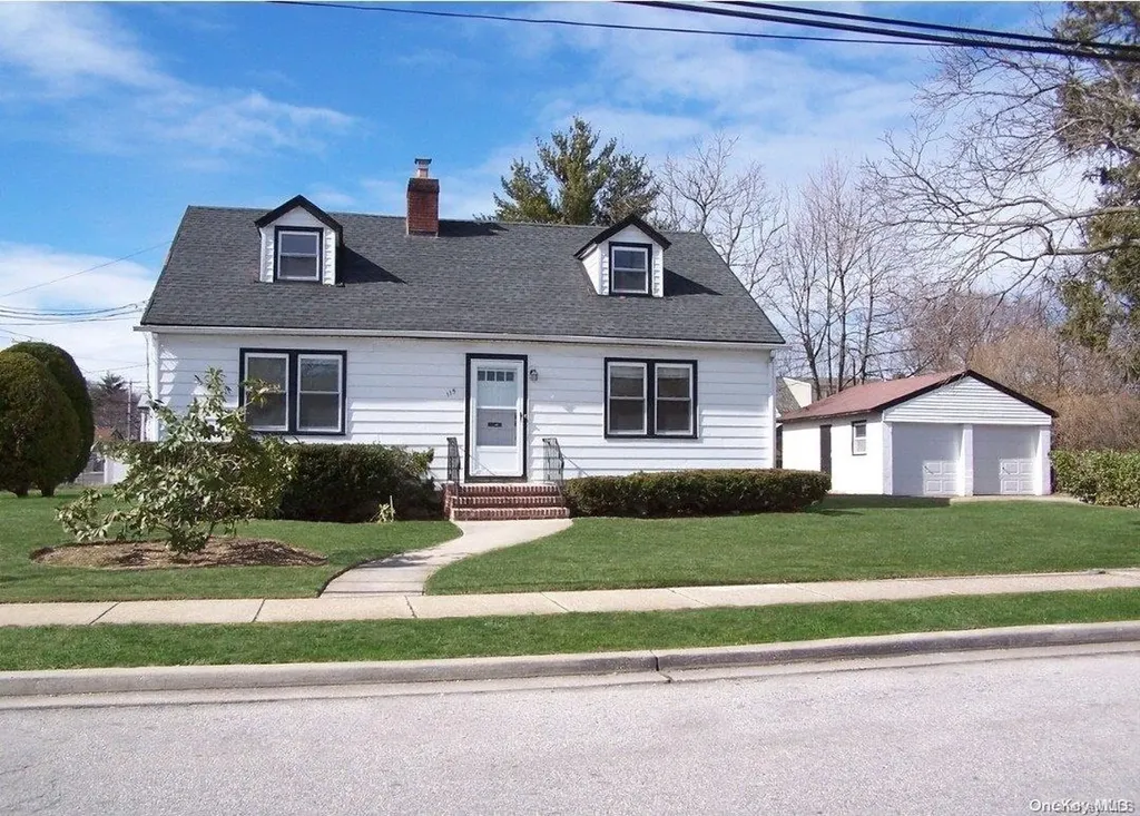 115 Grenada Avenue Roosevelt NY 11575