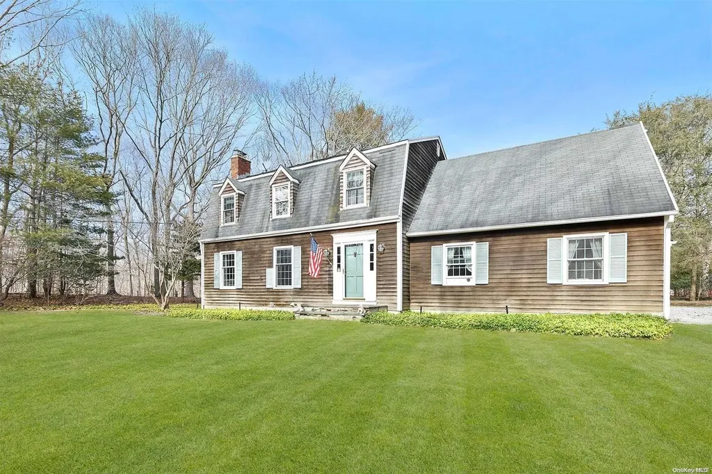 492 Water Mill Towd Road Southampton NY 11968