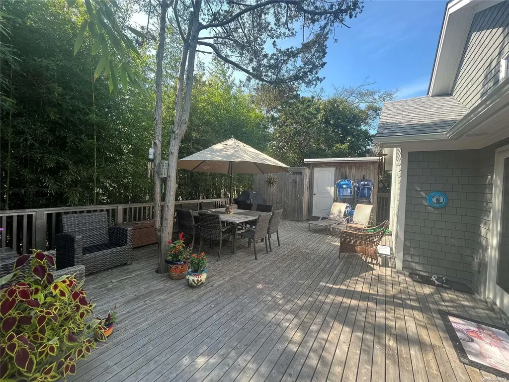 985 Surfview Walk Ocean Beach NY 11770