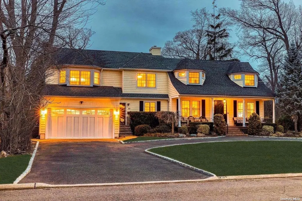 49 Lindenmere Drive Merrick NY 11566
