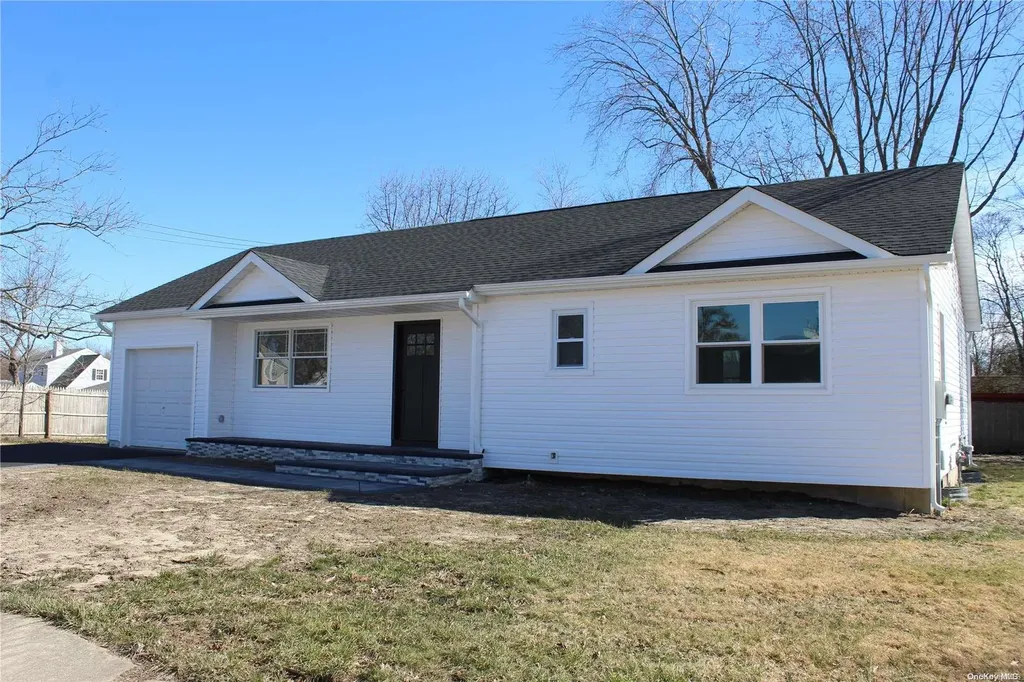 96 Smith Street Central Islip NY 11722