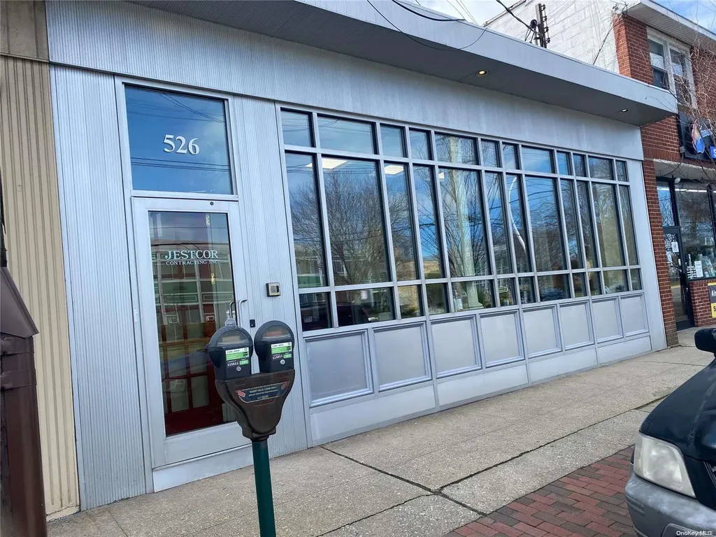 526 Merrick Road Lynbrook NY 11563