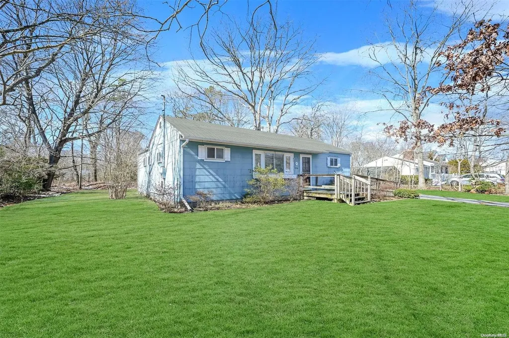 516 Oak Avenue Bohemia NY 11716