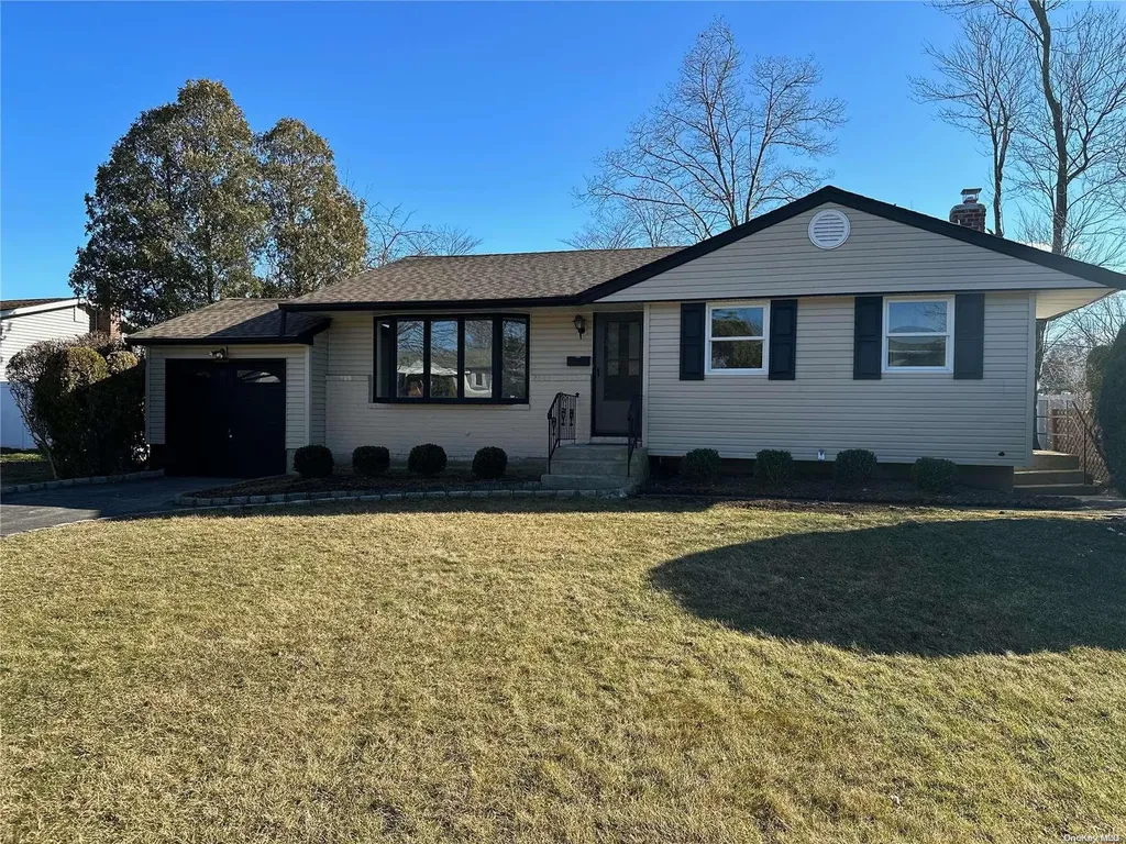 42 Havemeyer Lane Commack NY 11725