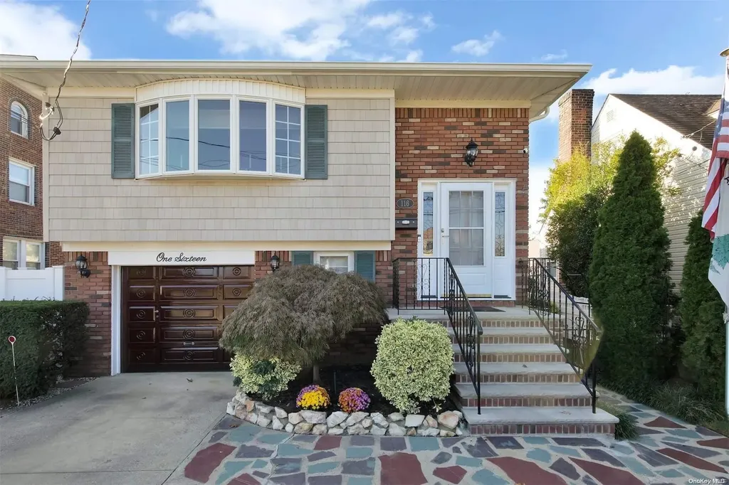 116 Elm Street Valley Stream NY 11580