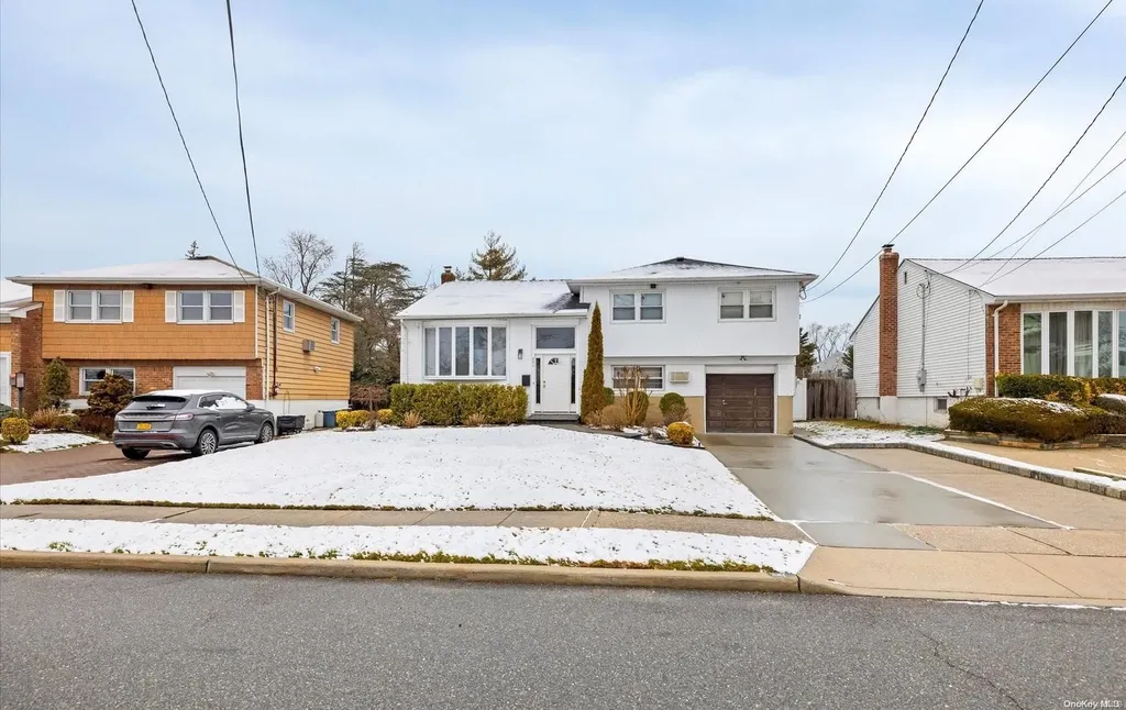 681 Jay Way Baldwin NY 11510