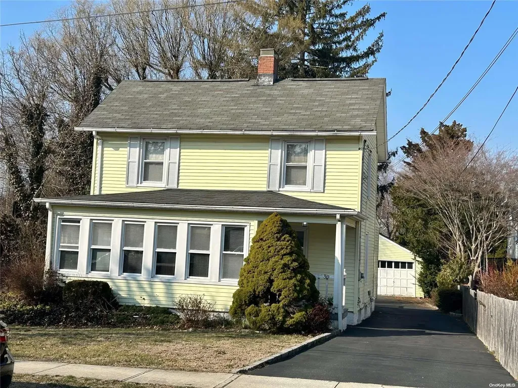 30 Maple Avenue Glen Cove NY 11542