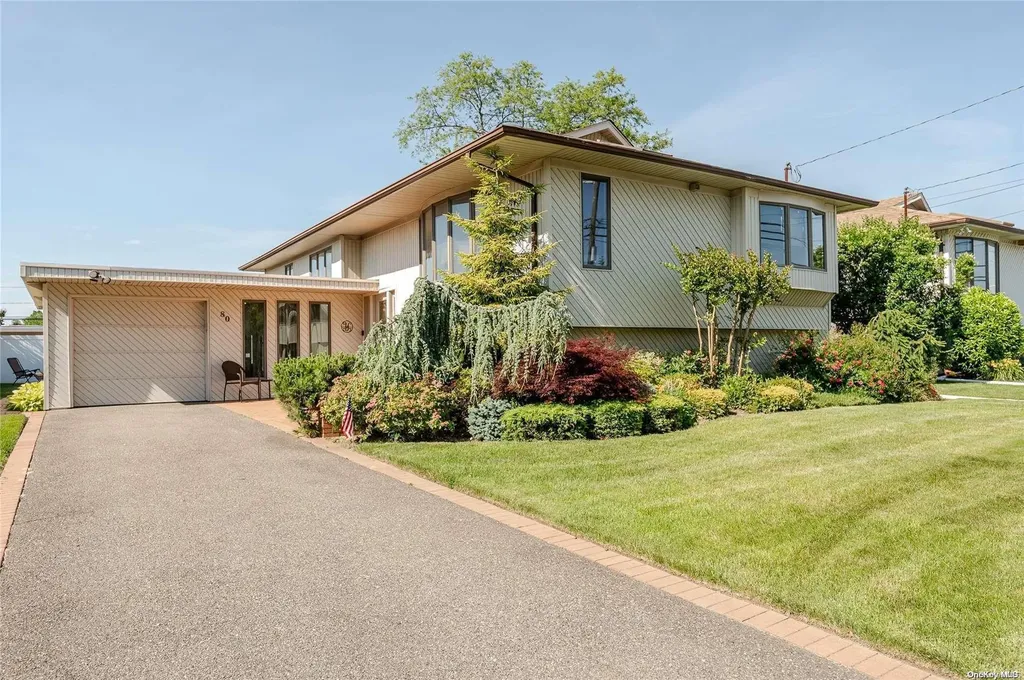 80 Harris Drive Oceanside NY 11572