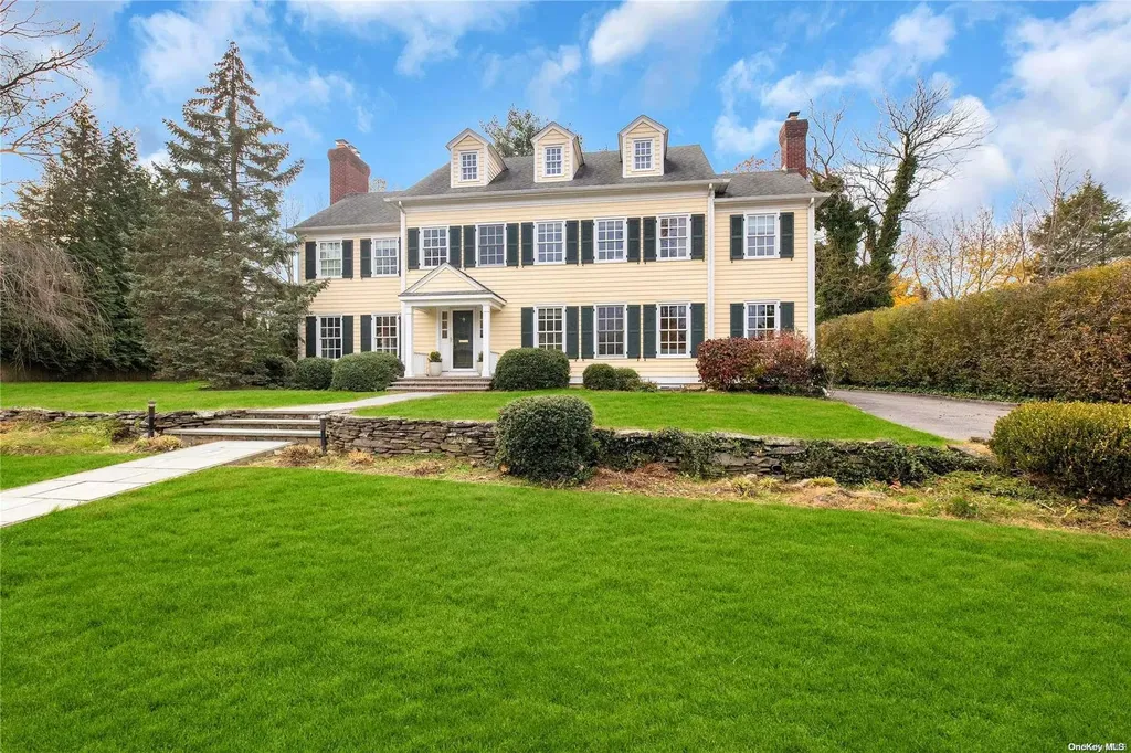 23 Park Drive Manhasset NY 11030