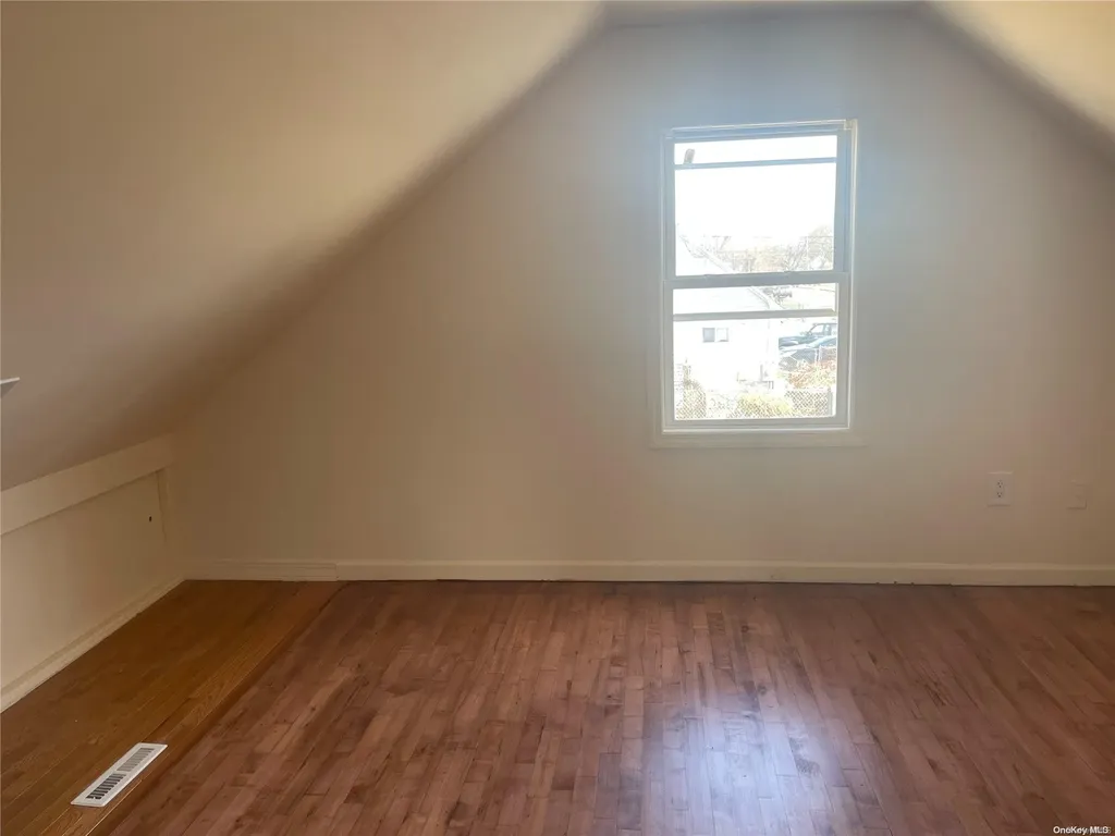 21 E Walnut Street Central Islip NY 11722