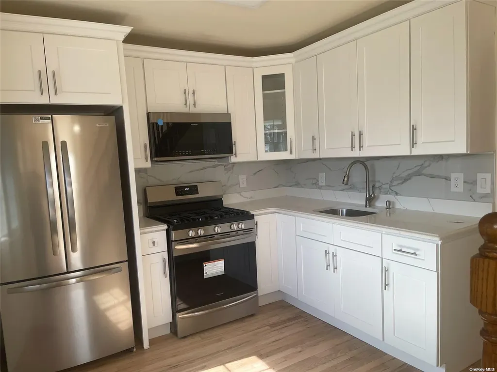 21 E Walnut Street Central Islip NY 11722