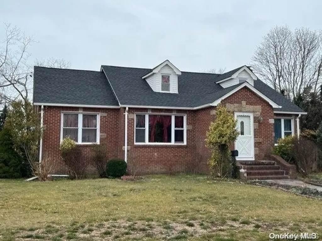 100 Carman Street Patchogue NY 11772