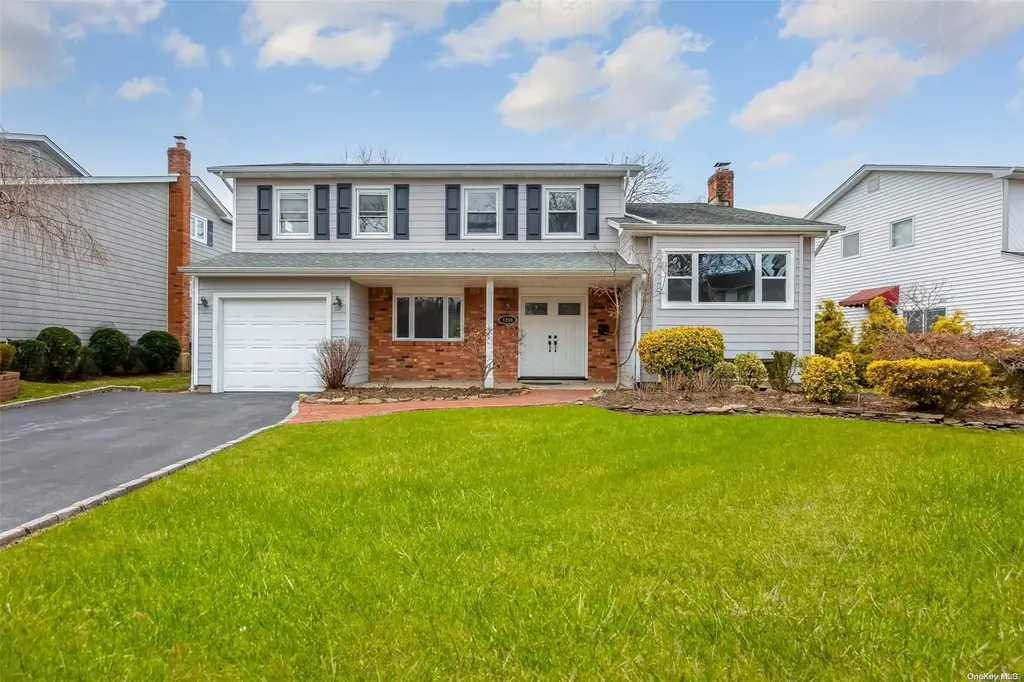 1206 Flower Lane Wantagh NY 11793