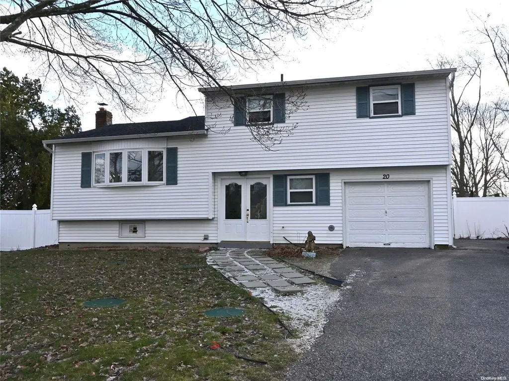 20 Nostrand Avenue Selden NY 11784
