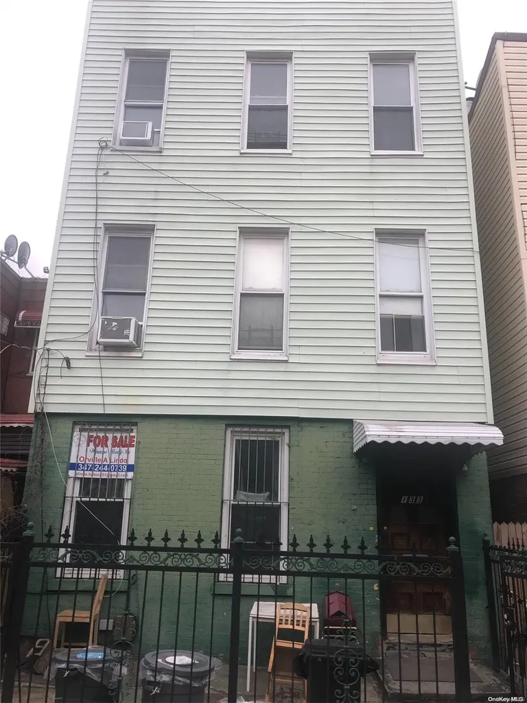 133 Grove Street Brooklyn NY 11221