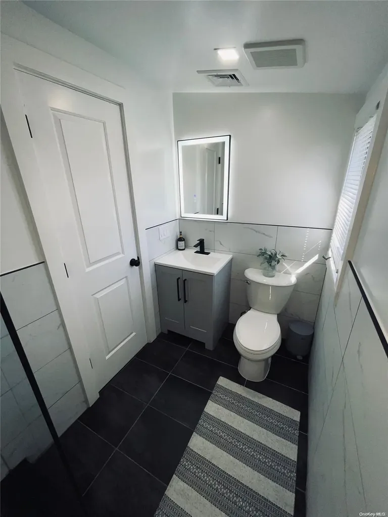 135 Westchester Avenue West Babylon NY 11704