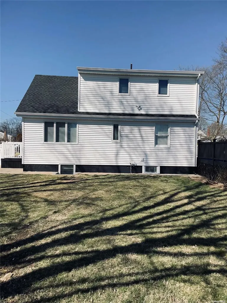 135 Westchester Avenue West Babylon NY 11704