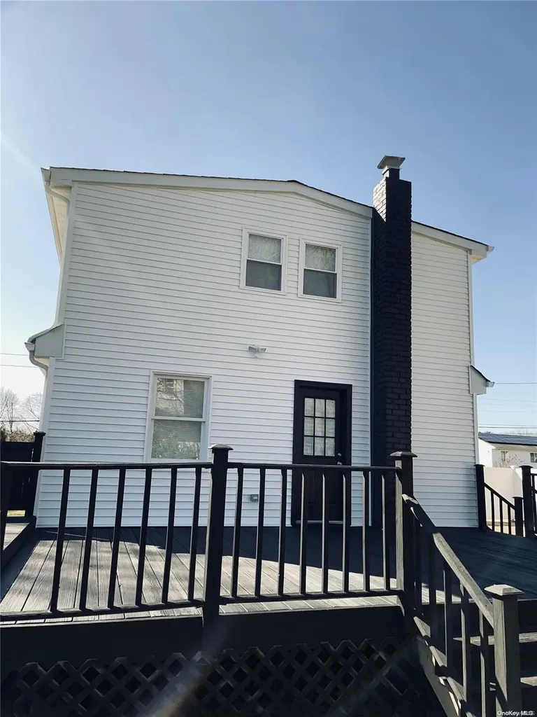 135 Westchester Avenue West Babylon NY 11704