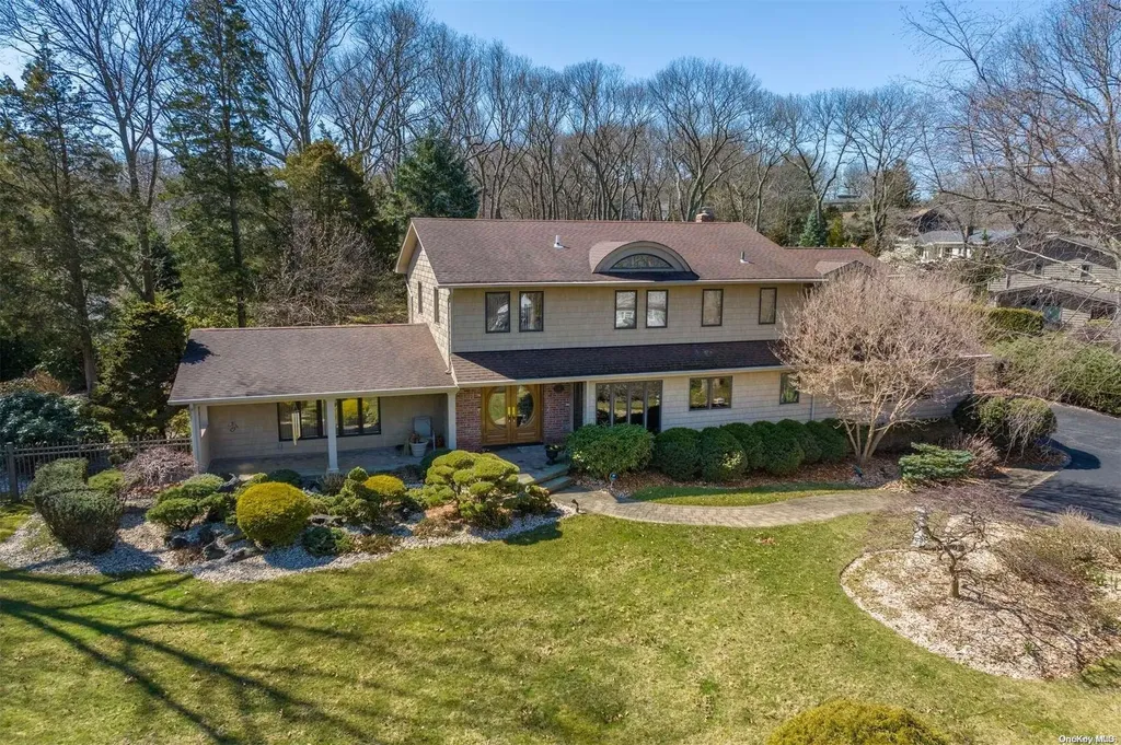 10 Tarleton Lane Northport NY 11768